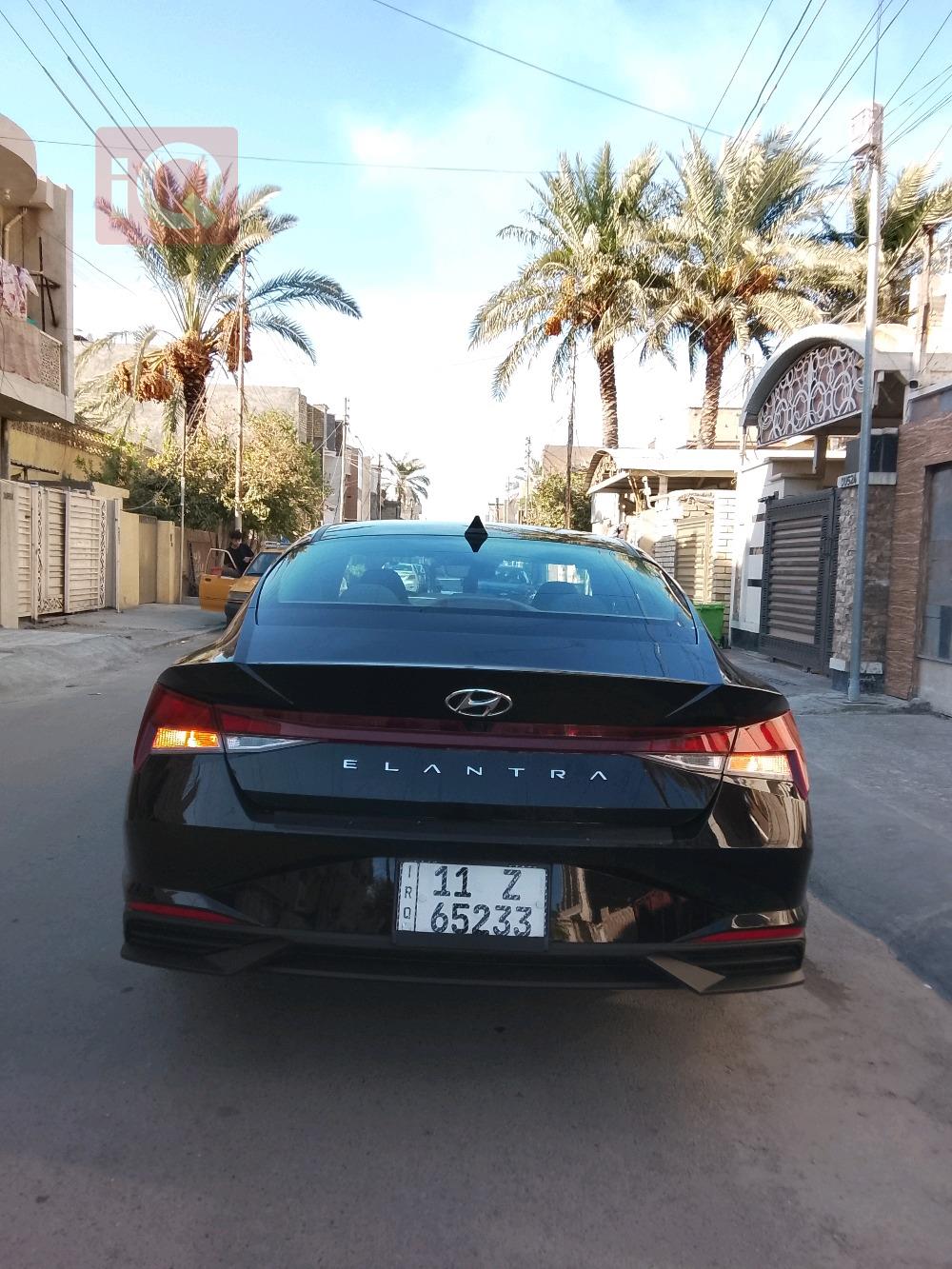 هیوندای ئەلەنترا